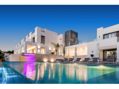 Villa en Venta en Marbella, Málaga