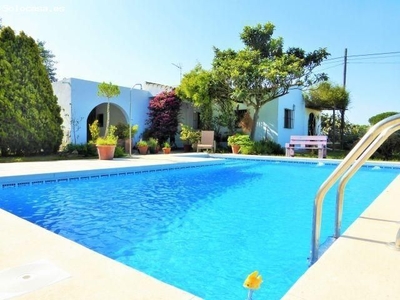 Villa Fazinosa con piscina privada
