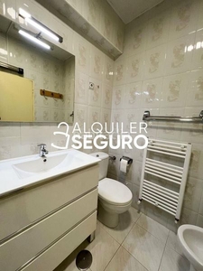 Alquiler piso c/ jadraque en Portazgo Madrid