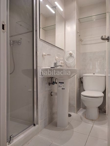 Alquiler piso con 3 habitaciones con ascensor y calefacción en Madrid