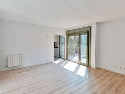 Alquiler piso en finca nueva de 2 habitaciones con trastero y parking en Sant Fost de Campsentelles