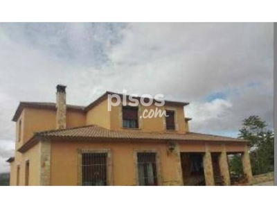 Casa en venta en Calle de los Reyes Católicos