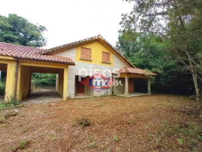 Casa en venta en Calle Ganade - Cabada Mendes