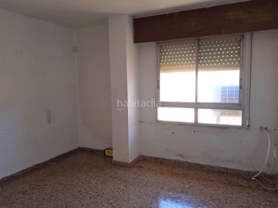 Piso en av luís suñer solvia inmobiliaria - piso en Alzira