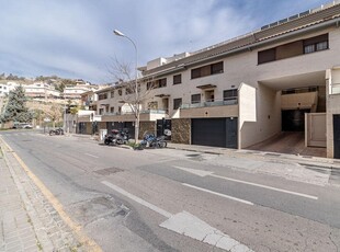 Adosado en venta en Carretera de la Sierra, Granada ciudad, Granada