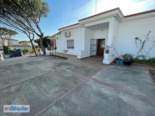 Alquiler casa terraza y aire acondicionado Moguer