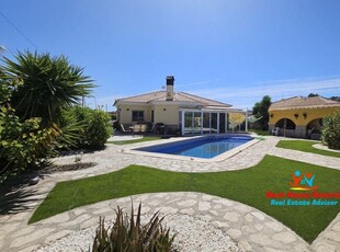 Chalet en venta en Arboleas, Almería