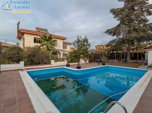 Chalet en venta en Gójar, Granada