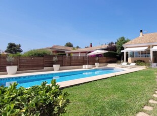 Chalet en venta en Llíria, Valencia