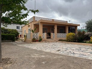 Chalet en venta en Llíria, Valencia