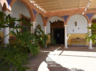 Chalet en venta en Picassent, Valencia