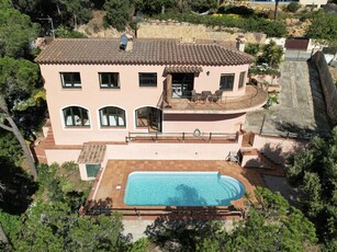 Chalet en venta en Sant Feliu de Guíxols, Girona