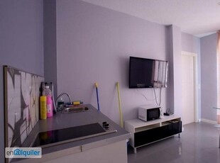 Moderno apartamento de 2 dormitorios con aire acondicionado en alquiler en el Eixample