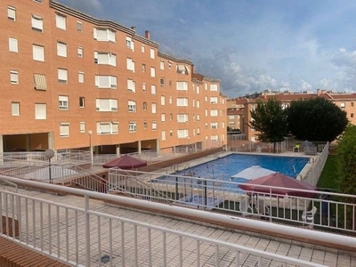 Alquiler de piso en Buenavista-Valparaíso-La Legua de 5 habitaciones con terraza y piscina