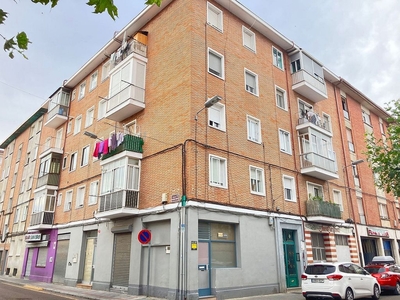 Alquiler de piso en El Carmen - Casas del Hogar de 2 habitaciones con terraza y muebles