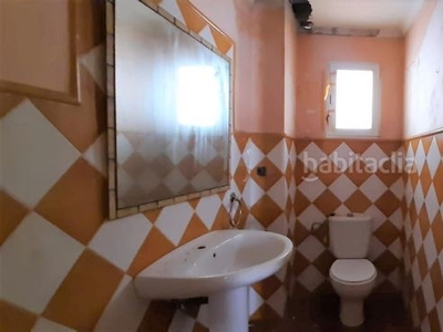 Casa adosada casa de pueblo en venta en calle calvario, alcàsser, valencia en Alcácer