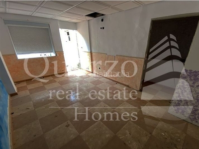 Casa adosada en venta amplia casa en Tavernes de la Valldigna