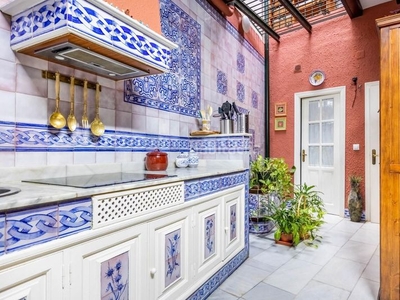 Casa con 6 habitaciones en San Bernardo Sevilla