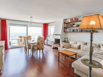 Chalet casa de 3 dormitorios con terraza de 51 m² en venta en Sitges