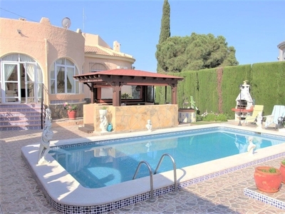 Chalet en venta en El Chaparral, Torrevieja, Alicante