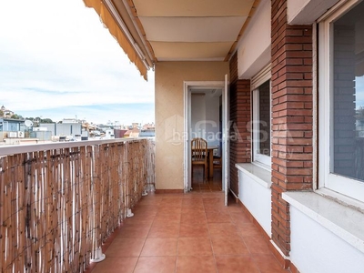 Piso a reformar en el centro
249.000 € en Montmar Castelldefels