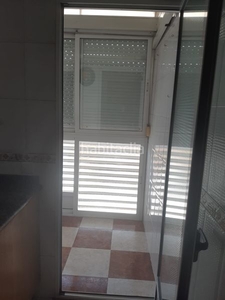 Piso en avenida mediterránea piso con 3 habitaciones amueblado con ascensor, calefacción y aire acondicionado en Moncada