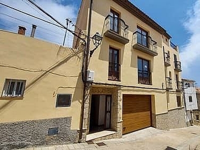 Piso en venta en Benafigos de 76 m²