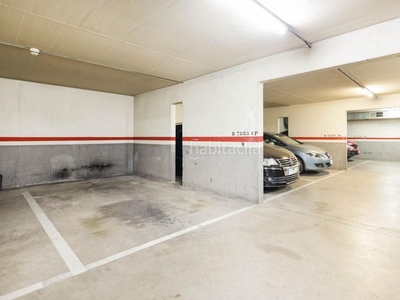 Piso tríplex con parking incluido (horta - guinardó / el carmel) en Barcelona