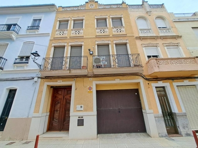 Venta Casa unifamiliar Alzira. Con terraza 294 m²