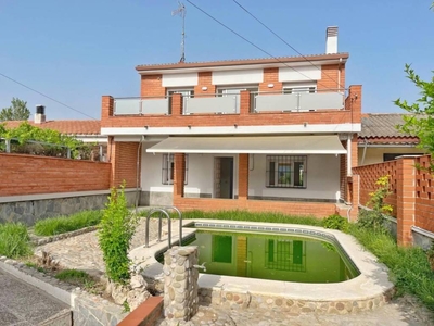 Venta Casa unifamiliar Castellgalí. Buen estado con terraza 166 m²