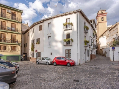 Venta Casa unifamiliar en Gran via De Colon Granada. Con terraza 178 m²