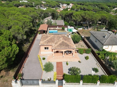 Venta Casa unifamiliar en Ronda Goba Vidreres. Con terraza 97 m²