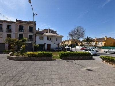 Venta Chalet en Carrer Ronda D'altafulla Altafulla. Buen estado plaza de aparcamiento con balcón calefacción central 268 m²