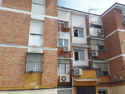 Venta de piso en Nueva Alcalá de 2 habitaciones con terraza