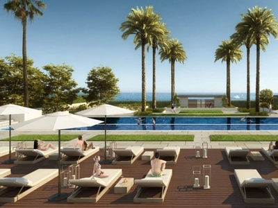 Apartamento en venta en New Golden Mile, Estepona, Málaga