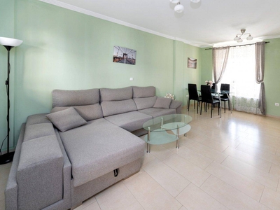 Venta Casa unifamiliar en del estoque 8 Atarfe. Con terraza 198 m²