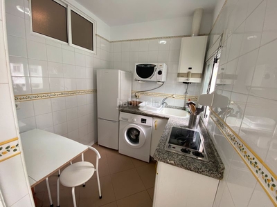 Alquiler piso con 2 habitaciones amueblado con aire acondicionado en Sevilla