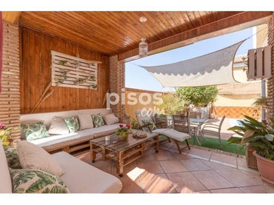 Casa pareada en venta en Calle de Joan Miró