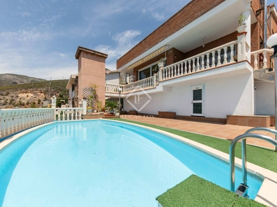 Chalet en venta en Sitges, Barcelona