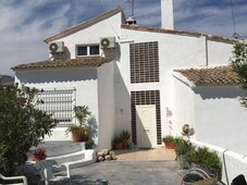 Venta Casa rústica en Los Algares-San Rafael Cocentaina. 320 m²