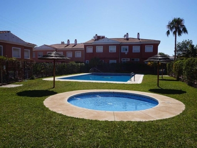 Alquiler Casa unifamiliar Vélez-Málaga. Buen estado 150 m²