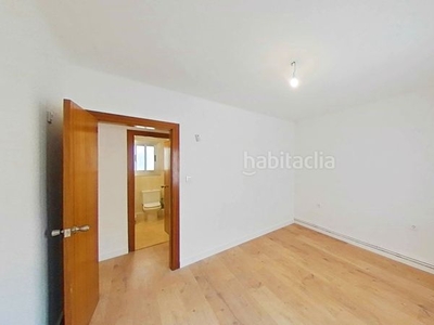 Alquiler piso con 3 habitaciones con ascensor y calefacción en Mollet del Vallès