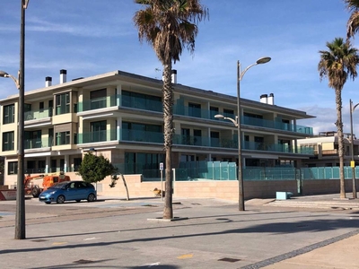 Alquiler Piso en Avenida Mare Nostrum 48. Alboraia - Alboraya. Buen estado primera planta plaza de aparcamiento con balcón calefacción individual