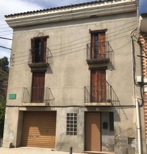 Chalet independiente con terreno en venta en la Calle Jaume Balmes' Súria