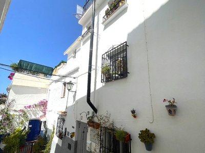 Competa casa adosada en venta