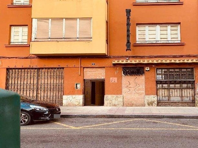 Venta Piso Miranda de Ebro. Piso de tres habitaciones en Calle Cl Leopoldo Lewin.