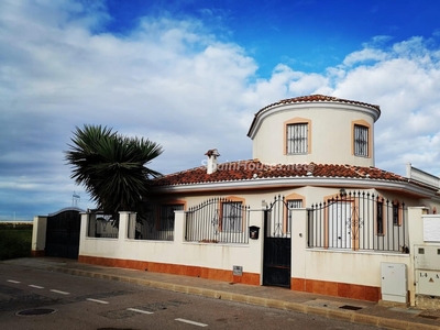 Villa en venta en Las Lomas del Rame-Bahía Bella, Los Alcázares