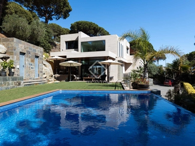 Casa / villa de 689m² en venta en Alella, Barcelona