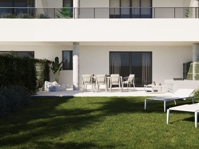 Apartamento en venta en Estepona, Málaga