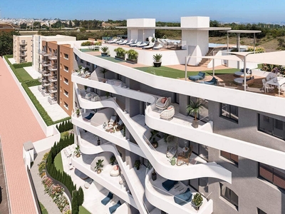 Apartamento en venta en Los Balcones, Alicante